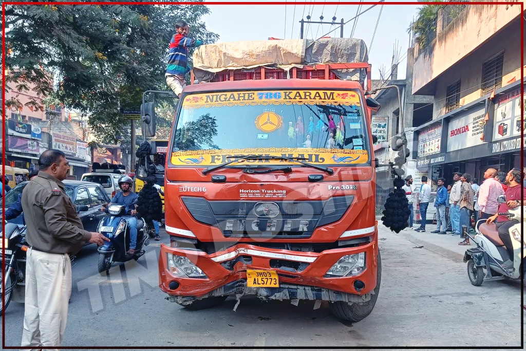 truck accident jamshedpur today