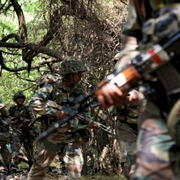 One Jawan Martyred, Another Injured in Encounter with Naxals