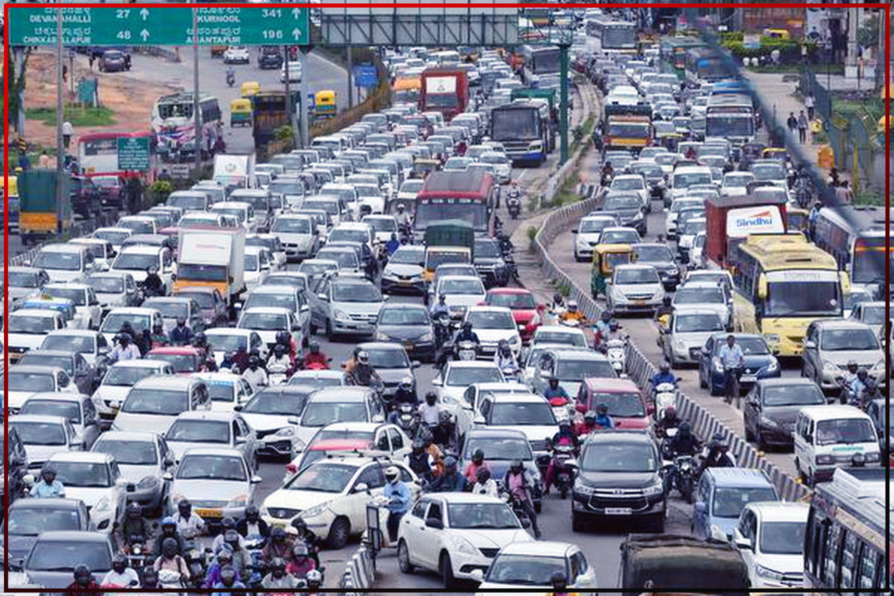 National News: Bengaluru ranked 6th most congested city in the world, people spend 132 hours in traffic.