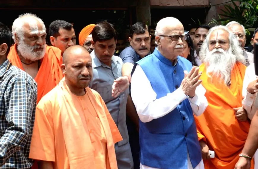 yogi met advani after court sesision