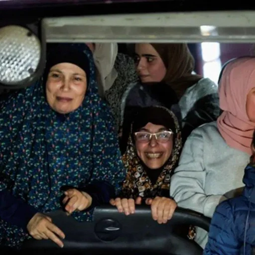 90 Palestinian Women Children Freed in IsraelHama