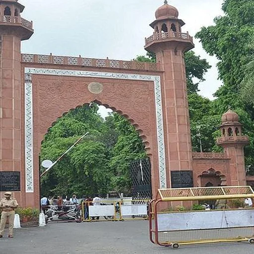 Aligarh Muslim University Students Accuse Officials of False Affidavit to Block Elections