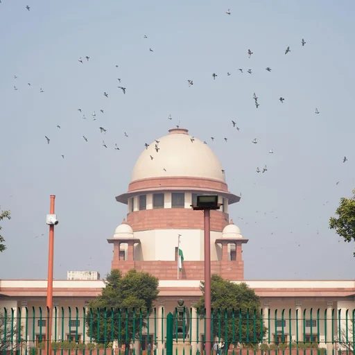 Chhattisgarh Burial Dispute: Supreme Court Demands Response After Tribal Christian Denied Graveyard Access