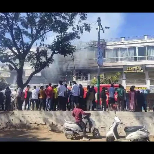 Hyderabad Fire: Shop Blaze on Falaknuma Road Contained, No Injuries