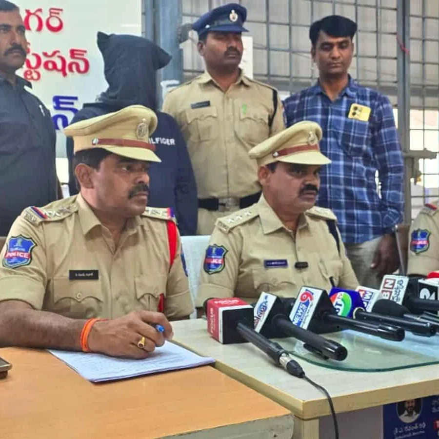 Hyderabad Man Arrested for Murdering Live-in Partner, Stolen Jewelry Recovered