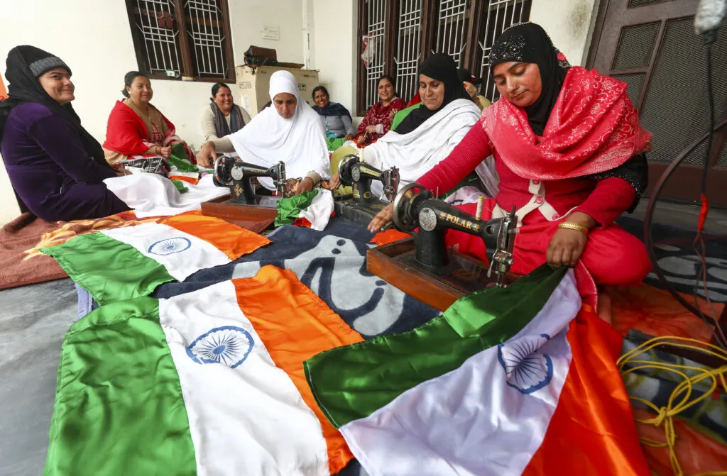 Jammu Members of a self help group make tricolours