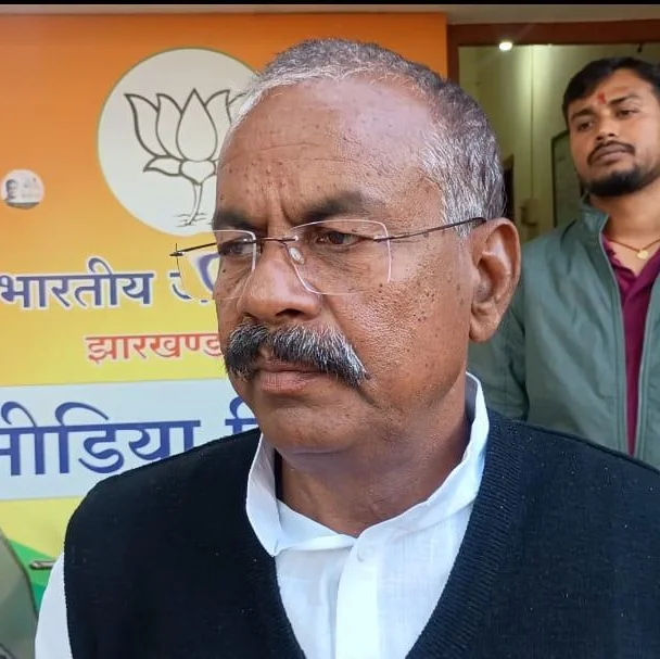 Jharkhand MLA Says “Heart Is With BJP” After LJP Nomination