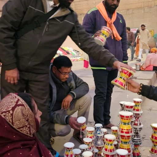 Varanasi Artisans Struggle as Modernization Threatens Traditional Crafts