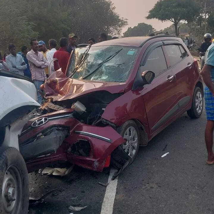 Dhanbad Car Crash Kills One, Injures Three on Govindpur-Sahibganj Road