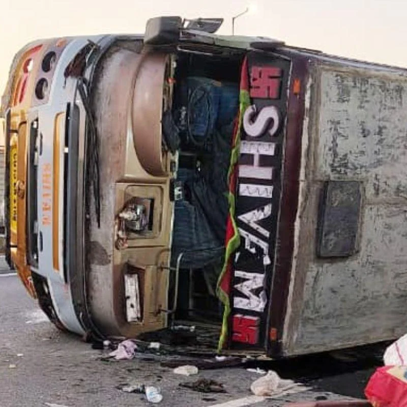 Jharkhand Bus Accident: 24 Injured, 6 Critical in Palamu