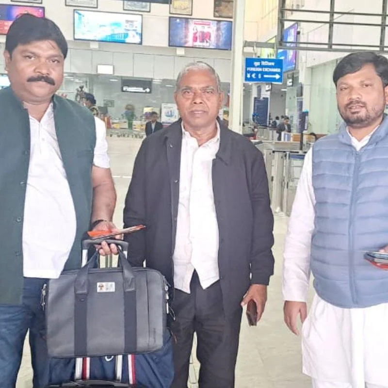 Jharkhand Congress Leaders Meet Gandhi, Kharge in Delhi: Party Strategy in Focus