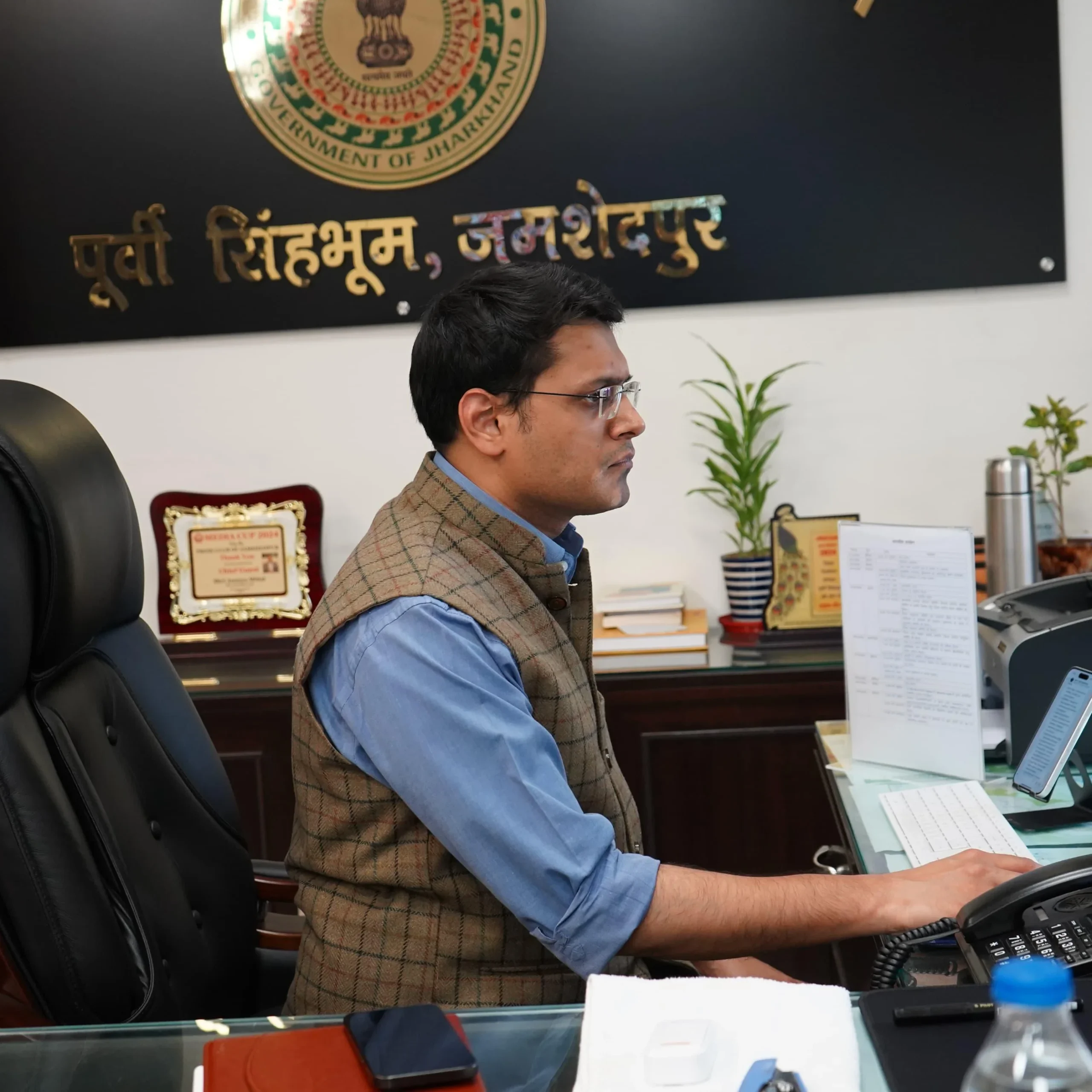 Jamshedpur Ramps Up Development Projects, Officials Face Scrutiny for Slow MGNREGA Progress