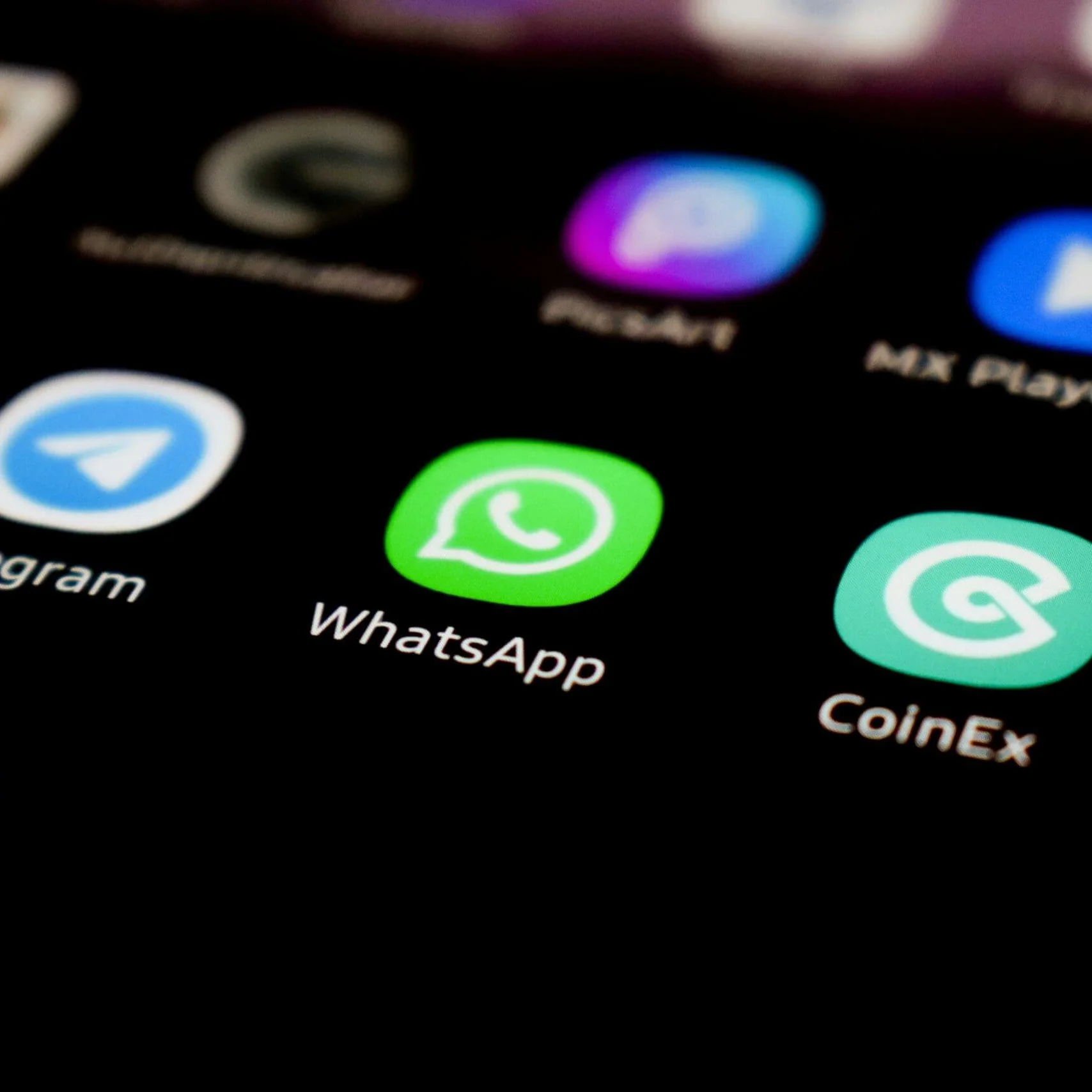 Just In: WhatsApp Spyware Targets Nearly 100 Users in Zero-Click Attack