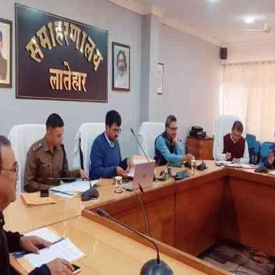 Latehar Cracks Down on Opium Trade District Collec