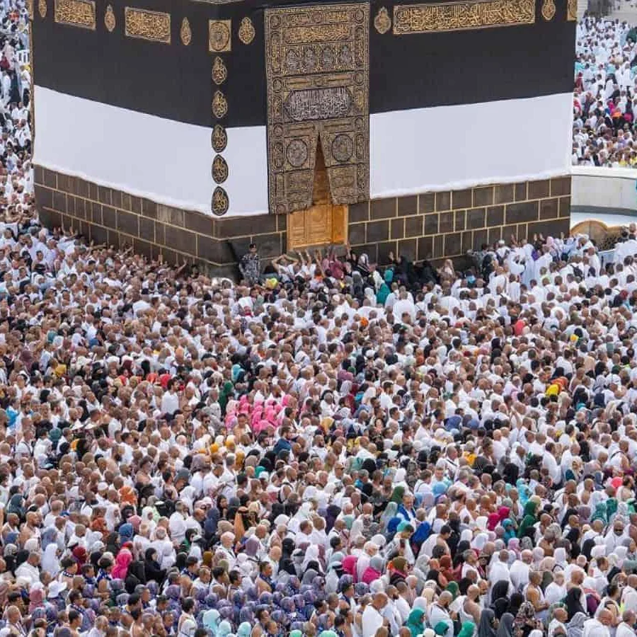 Saudi Arabia Opens 2025 Hajj Registration: Pilgrims Encouraged to Apply Early