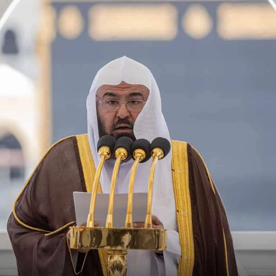 Sheikh AlSudais Marks 42 Years as Imam at Makkahs