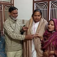 Gulab Devi Visits Muslim Family, Promotes Community Harmony in Sambhal